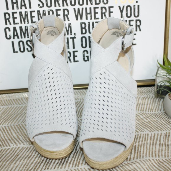 Marc Fisher "Haldya" Espadrille **Size 6 1/2" - Picture 2 of 9